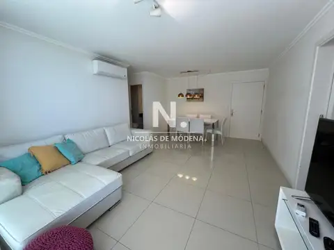 EDIFICIO CRUCEROS PRIMERA LINEA 2 DORMITORIOS EN SUITE