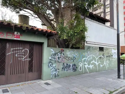 Presidente Arturo Illia 1600