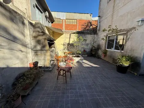 Depto Tipo Casa en Venta con 1 cocheras
