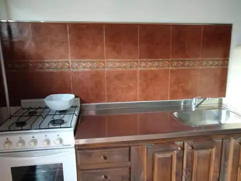 Depto Tipo Casa 3 ambientes con 1 baño