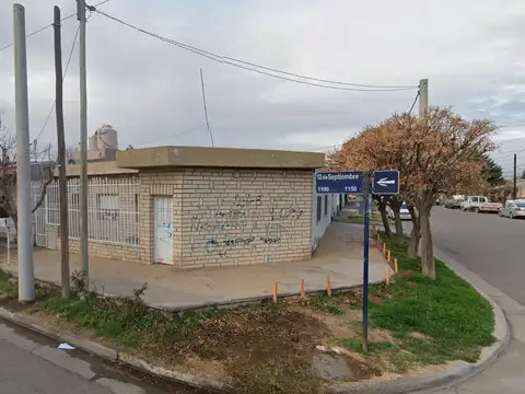 VENTA CASA B° BOUQUETE ROLDAN