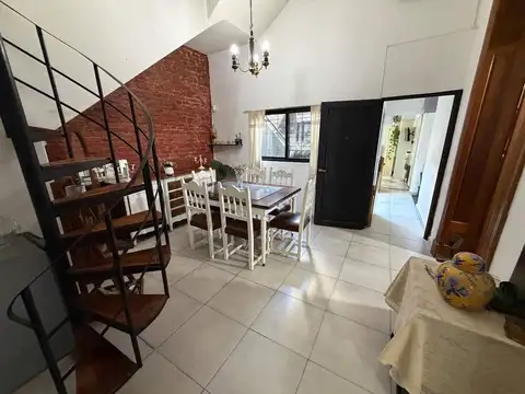 Depto Tipo Casa en Venta al Oeste