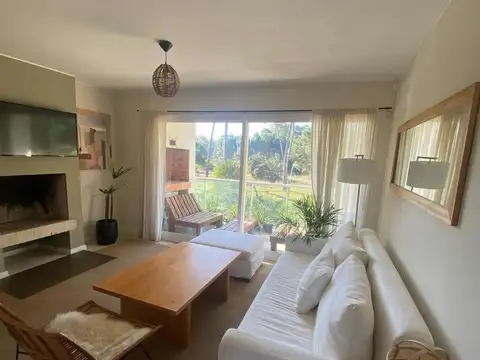 Apartamento en alquiler en Parque Miramar