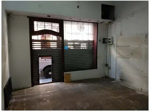 Local a 20 metros calle Libertad con renta hasta 2028