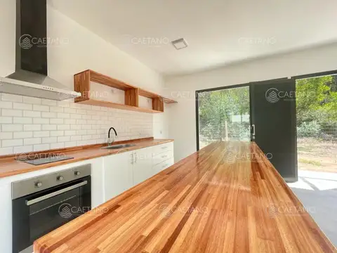 Casa 3 ambientes con 1 baño