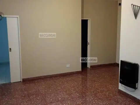 Depto Tipo Casa en Venta 50 años