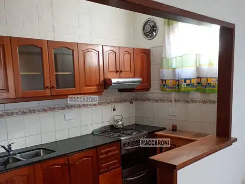 Depto Tipo Casa en Venta de 3 ambientes