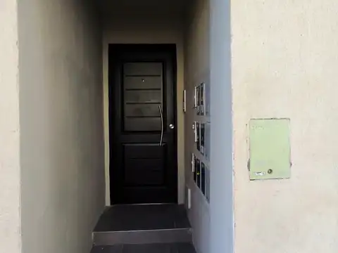 Depto Tipo Casa en Venta de 2 ambientes