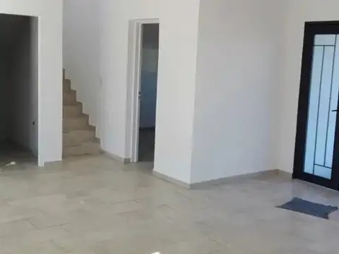 Casa en Venta en Puertos - Barrio Vistas, USD 280.000