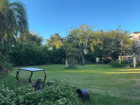 Terreno comercial en Venta con vivienda