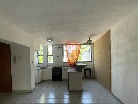 Depto Tipo Casa en Alquiler de 2 dormitorios