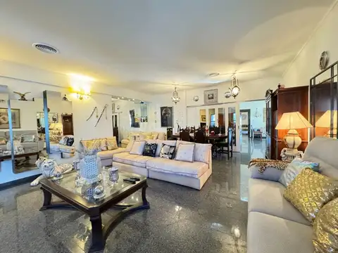 Casa 4 ambientes con 4 baños