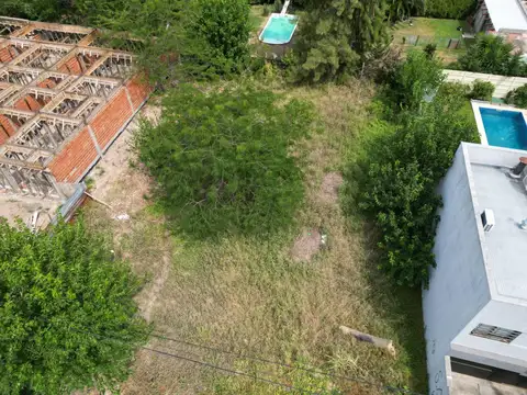 460 entre 24 y 26 de City Bell