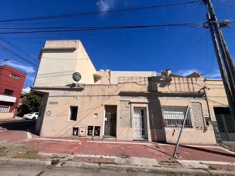 Depto Tipo Casa en Venta de 2 ambientes