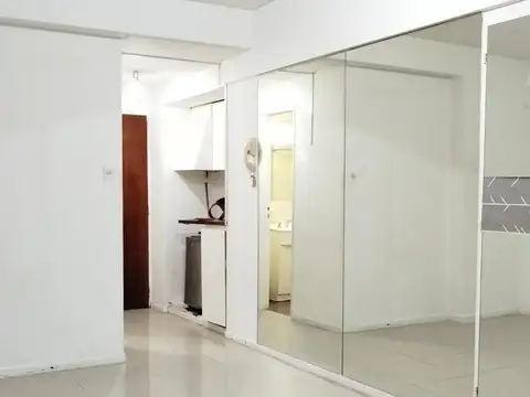 Oficina en Alquiler 50 años