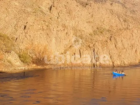 Chacra en venta 2 hectáreas con  532 metros de costa del Río Limay