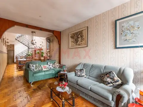 Depto Tipo Casa en Venta de 4 dormitorios