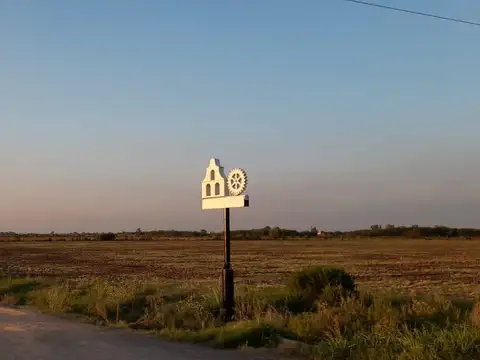 Campo sobre Ruta A012 de San Lorenzo y Ricardone en venta