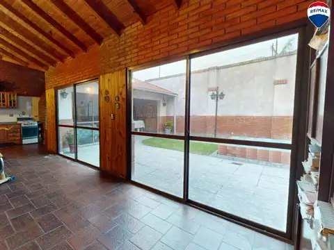 VENTA/PERMUTA/FINANCIACIÓN CASA 4 AMBIENTES