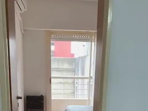 Hipolito Yrigoyen 3600, Piso 2