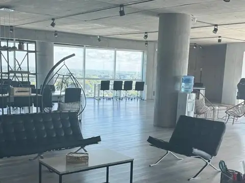 Oficina en Venta al Norte