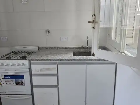 Depto Tipo Casa en Alquiler de 3 ambientes