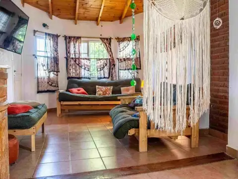 Casa 3 ambientes con 1 baño