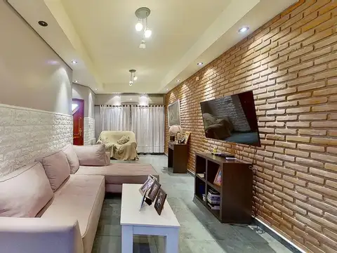 Casa en Venta en Piñeyro, USD 240.000