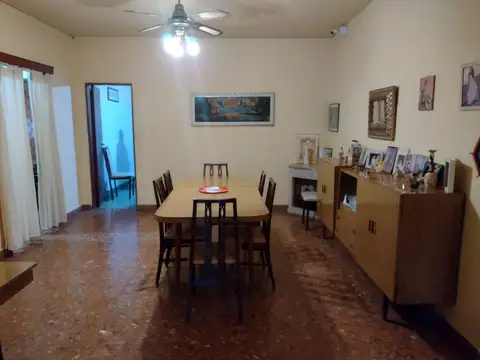 Casa - Venta - Argentina, Los Polvorines - Pandit Nehru 1707