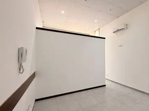 Oficina en Alquiler 16 años