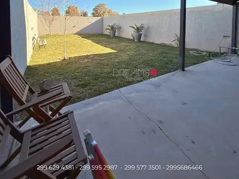 Casa 5 ambientes con 2 baños