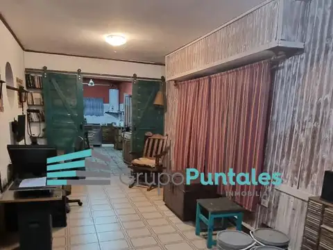 Casa 4 ambientes con 1 baño