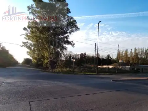 Terrenos en venta Avenida 44 - Lisandro Olmos Etcheverry
