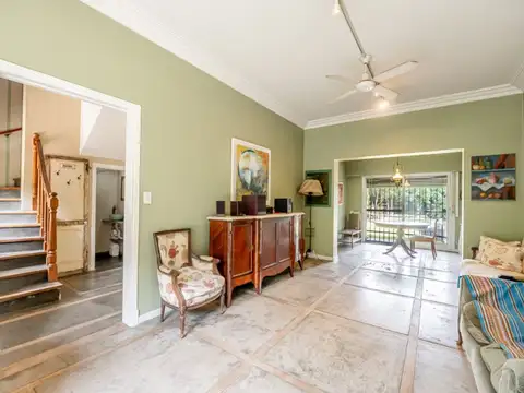 Venta casa 5 ambientes con Jardin ,beccar