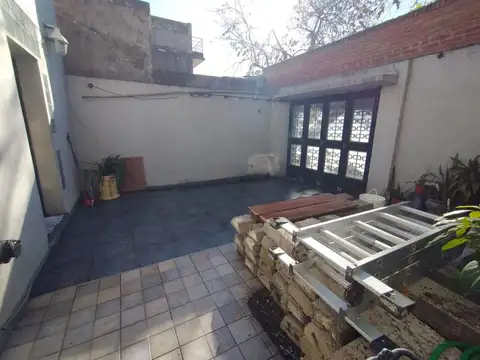 Depto Tipo Casa en Venta en Pompeya, USD 125.000