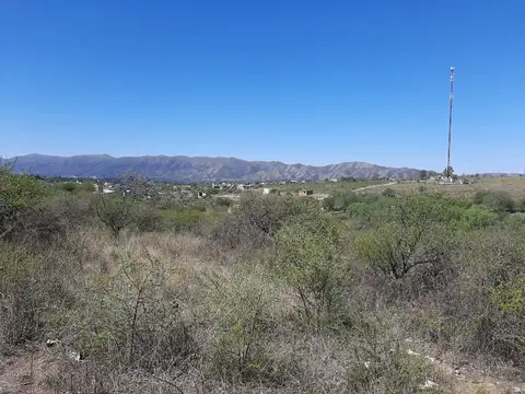 Terreno en Venta en Villa Parque Siquiman, USD 18.000