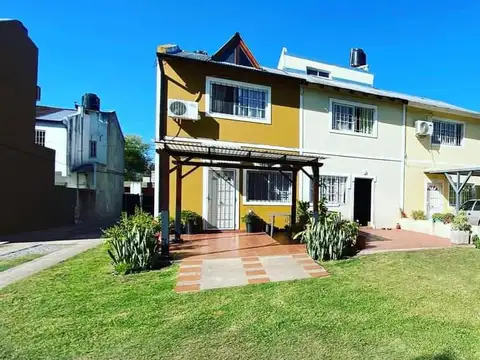 Juan Bautista Alberdi al 1200