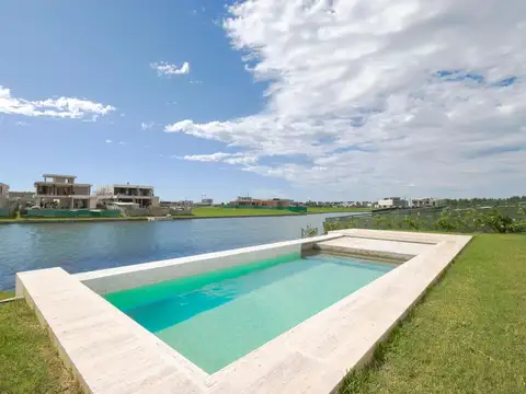 Casa en Venta en Nordelta, USD 1.700.000