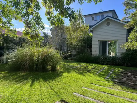 Casa en Venta en Santa Catalina 5 dormitorios, Villanueva 100