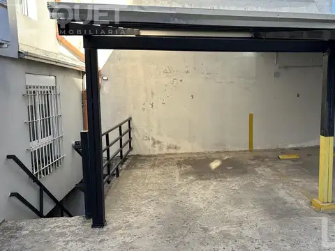 Cochera en Constituyentes