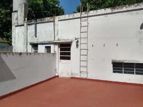 Santo Tomé e/ Avenida Nazca y Terrada