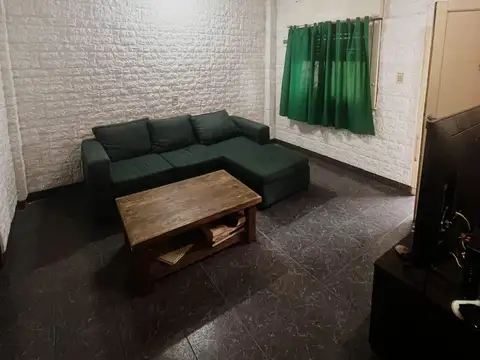 Depto Tipo Casa en Venta 45 años