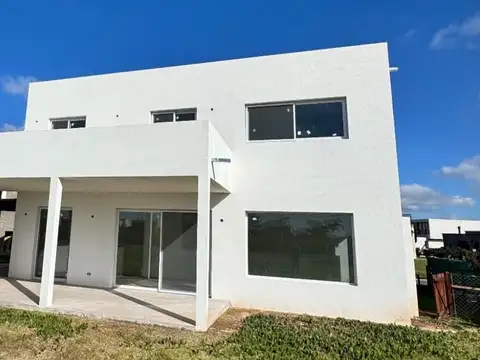 Casa en Venta al Noroeste