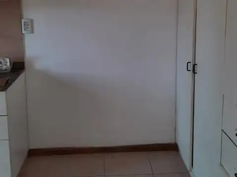 Departamento en Alquiler en Cinco Esquinas, $ 310.000