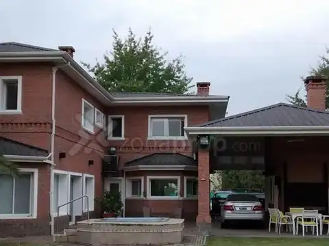 VENTA Casa 5 ambientes, Barrio Sausalito, Pilar