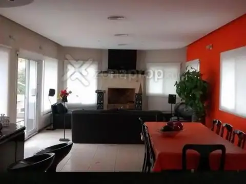 Casa en Venta en Pilar, USD 380.000