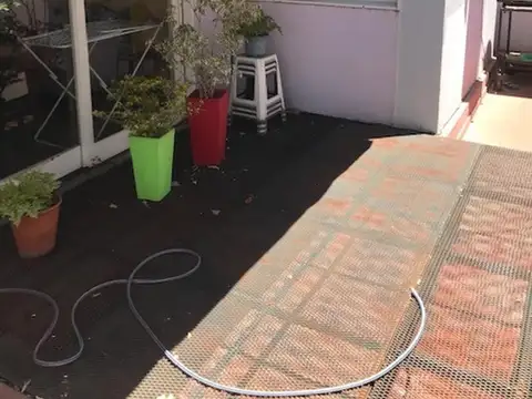 FRAGATA SARMIENTO N° 1605 - DEPTO. 3 AMB CON PATIO Y COCH