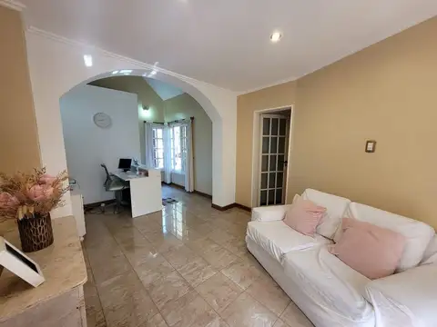Casa en Venta en San Lorenzo, USD 185.000