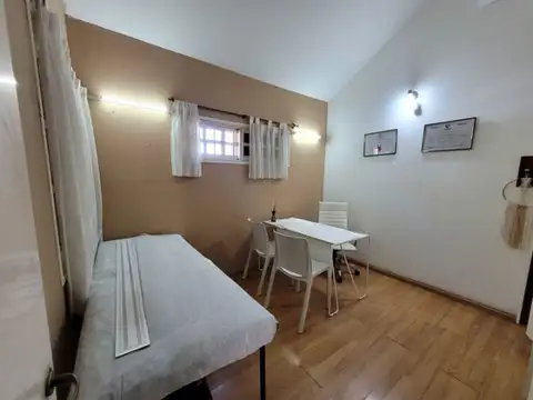 VENTA CASA 3 DORMITORIOS, PILETA SAN LORENZO