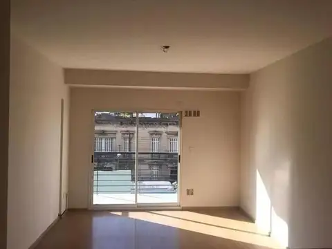 DEPARTAMENTO EN VENTA 2 AMBIENTES EN FLORES